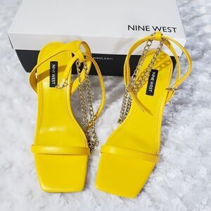 Nine West 7M yellow Tallo Ankle Strap Sandals with metallic chain decoration